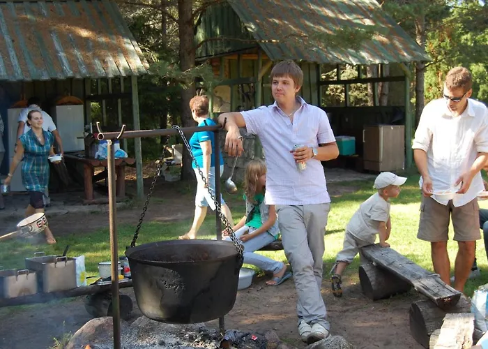 Vaerava Farm منتزه العطل Pidula