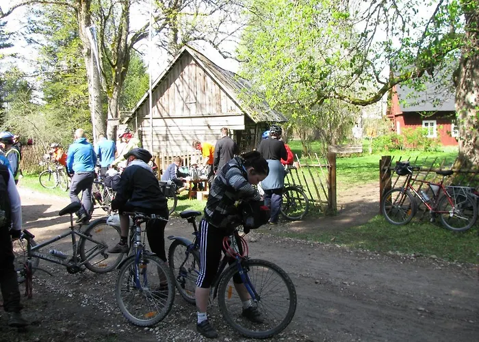 منتزه العطل Vaerava Farm Pidula